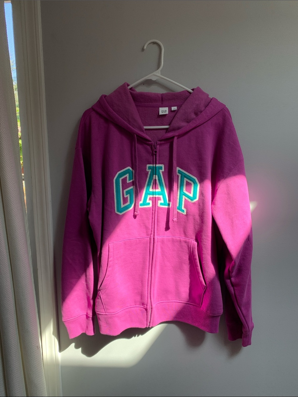 GAP Womens Magenta Hoodie with Teal Logo